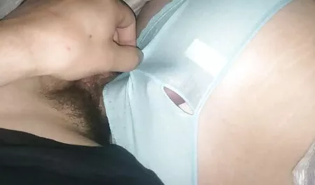 Em dâm phim sec co trang hay đãng liếm đít anh