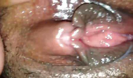 Cô gái tóc phim sec hd khong che vàng nhảy múa và bị kích thích bắt đầu vuốt ve lỗ nhỏ của mình