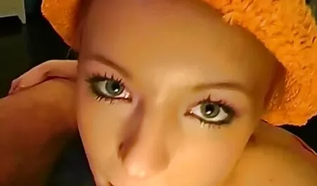 Texas bitch cho phim sec k thấy ngực vì 5 bucks