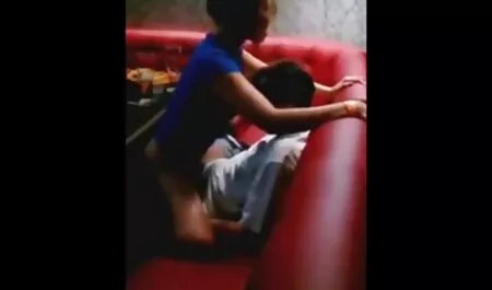 Cao đẳng lesbian thiếu niên có vui vẻ phim sec gai net